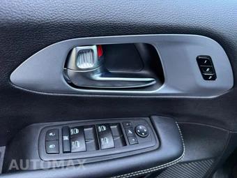 2026 Chrysler Pacifica Limited 121.6" WB - miniatura 24