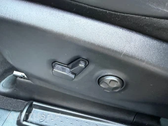 2026 Chrysler Pacifica Limited 121.6" WB - miniatura 25