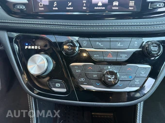 2026 Chrysler Pacifica Limited 121.6" WB - miniatura 31