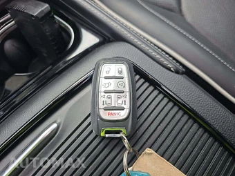 2026 Chrysler Pacifica Limited 121.6" WB – miniatura 5