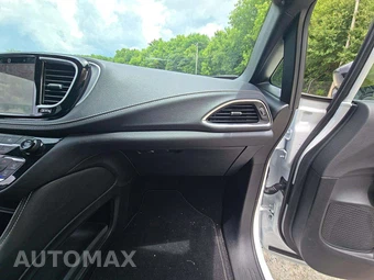 2026 Chrysler Pacifica Limited 121.6" WB – miniatura 17