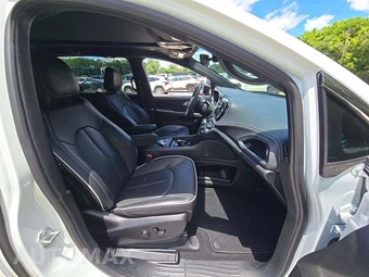 2026 Chrysler Pacifica Limited 121.6" WB – miniatura 16