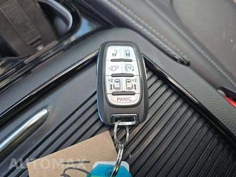 2026 Chrysler Pacifica Limited 121.6" WB – miniatura 5