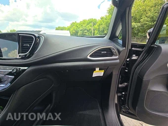 2026 Chrysler Pacifica Limited 121.6" WB – miniatura 17