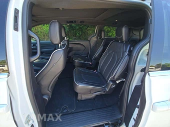 2026 Chrysler Pacifica Limited 121.6" WB – miniatura 10