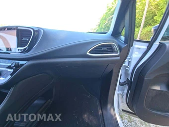 2026 Chrysler Pacifica Limited 121.6" WB – miniatura 17