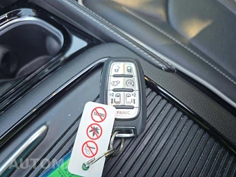 2026 Chrysler Pacifica Limited 121.6" WB – miniatura 5