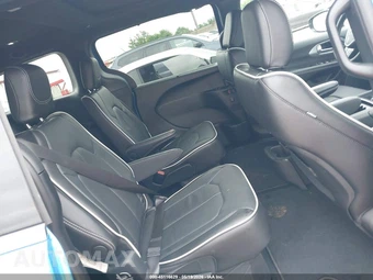 2026 Chrysler Pacifica Limited 121.6" WB - miniatura 2