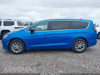 2026 Chrysler Pacifica Limited 121.6" WB - miniatura 7
