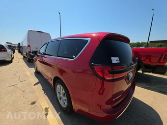 2026 Chrysler Pacifica Limited 121.6" WB – miniatura 2