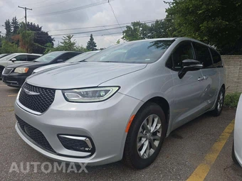 2026 Chrysler Pacifica Limited 121.6" WB