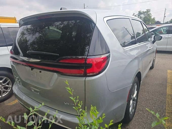 2026 Chrysler Pacifica Limited 121.6" WB - miniatura 3
