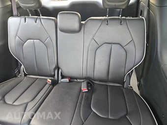 2026 Chrysler Pacifica Limited 121.6" WB – miniatura 14