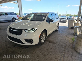 2026 Chrysler Pacifica Limited 121.6" WB