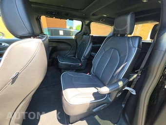 2026 Chrysler Pacifica Limited 121.6" WB - miniatura 13