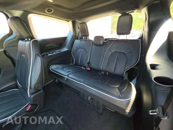 2026 Chrysler Pacifica Limited 121.6" WB - miniatura 14