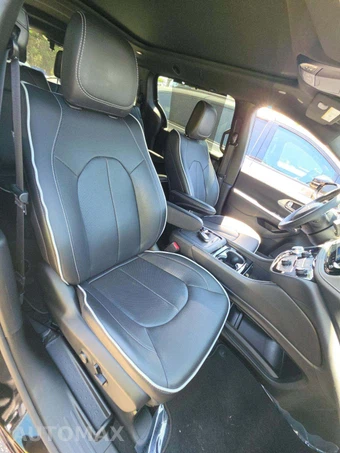 2026 Chrysler Pacifica Limited 121.6" WB - miniatura 19