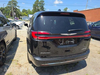 2026 Chrysler Pacifica Limited 121.6" WB - miniatura 2