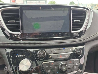 2026 Chrysler Pacifica Limited 121.6" WB – miniatura 10