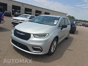 2026 Chrysler Pacifica Limited 121.6" WB