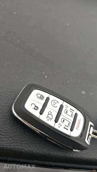 2026 Chrysler Pacifica Limited 121.6" WB - miniatura 18
