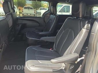 2026 Chrysler Pacifica Limited 121.6" WB – miniatura 13