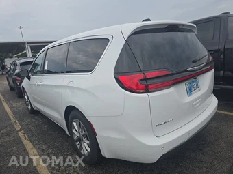 2026 Chrysler Pacifica Limited 121.6" WB - miniatura 6