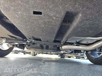 2026 Chrysler Pacifica Limited 121.6" WB – miniatura 16