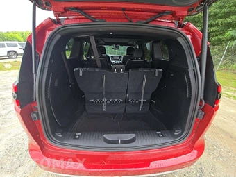 2026 Chrysler Pacifica Limited 121.6" WB – miniatura 12