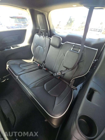 2026 Chrysler Pacifica Limited 121.6" WB – miniatura 11