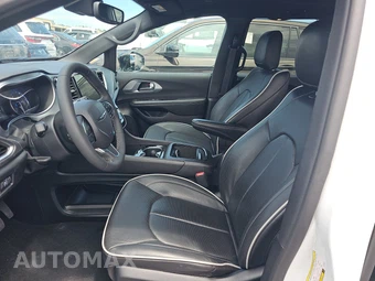 2026 Chrysler Pacifica Limited 121.6" WB – miniatura 13