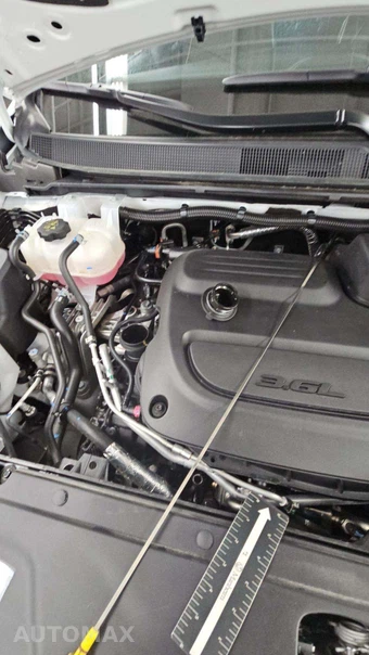 2026 Chrysler Pacifica Limited 121.6" WB – miniatura 26