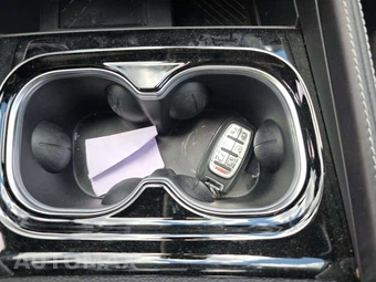 2026 Chrysler Pacifica Limited 121.6" WB – miniatura 8
