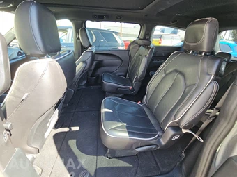 2026 Chrysler Pacifica Limited 121.6" WB – miniatura 13