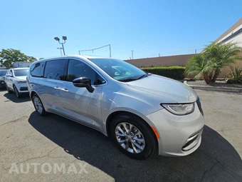 2026 Chrysler Pacifica Limited 121.6" WB – miniatura 3