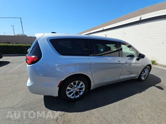 2026 Chrysler Pacifica Limited 121.6" WB – miniatura 4