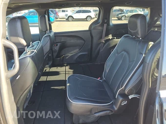 2026 Chrysler Pacifica Limited 121.6" WB - miniatura 13