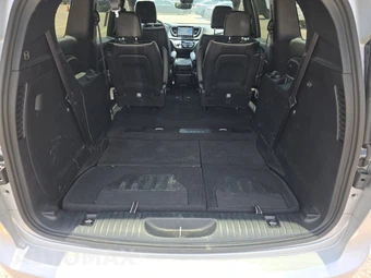 2026 Chrysler Pacifica Limited 121.6" WB – miniatura 16