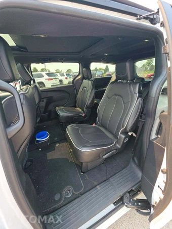 2026 Chrysler Pacifica Limited 121.6" WB - miniatura 10