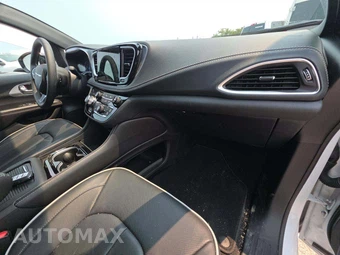 2026 Chrysler Pacifica Limited 121.6" WB - miniatura 17