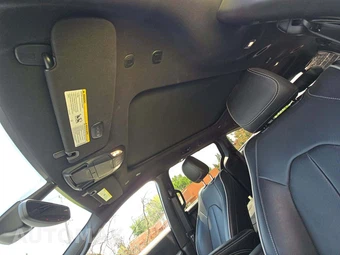 2026 Chrysler Pacifica Limited 121.6" WB – miniatura 11