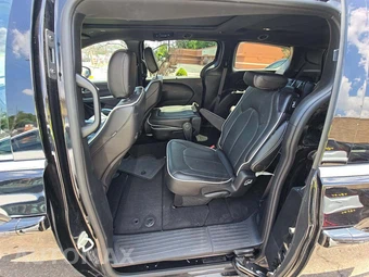 2026 Chrysler Pacifica Limited 121.6" WB – miniatura 13