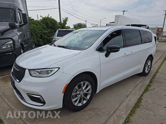 2026 Chrysler Pacifica Limited 121.6" WB