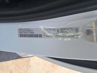 2026 Chrysler Pacifica Limited 121.6" WB - miniatura 2