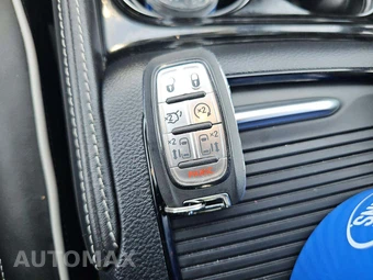 2026 Chrysler Pacifica Limited 121.6" WB - miniatura 5