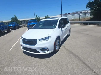 2026 Chrysler Pacifica Limited 121.6" WB