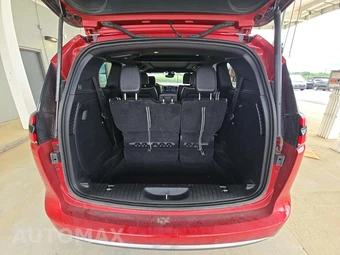 2026 Chrysler Pacifica Limited 121.6" WB – miniatura 12