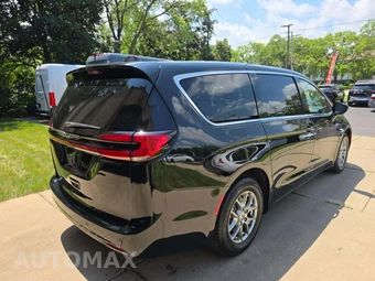 2026 Chrysler Pacifica Limited 121.6" WB - miniatura 3