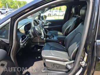 2026 Chrysler Pacifica Limited 121.6" WB - miniatura 6