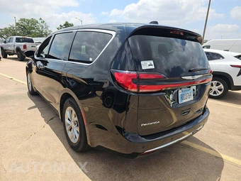 2026 Chrysler Pacifica Limited 121.6" WB - miniatura 2